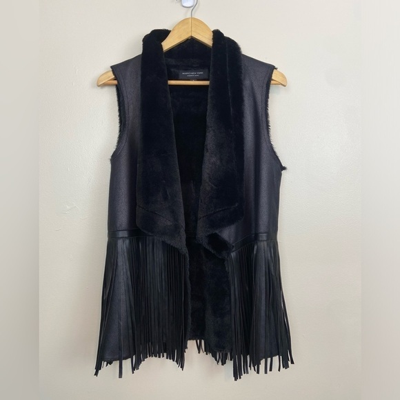 EUC ANDREW MARC MARC NEW YORK FAUX LEATHER AND FUR FRINGE BOHEMIAN VEST MEDIUM - Picture 1 of 8